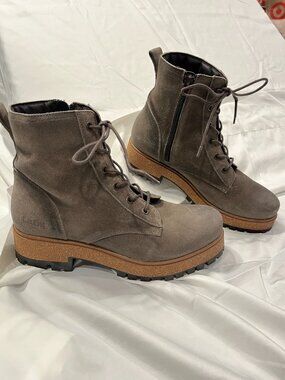 Taos Main Street Taupe Leather Suede Ankle Boot Lace Up Zip Up